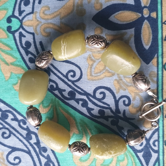 Jade sterling silver bracelet - Picture 3 of 5